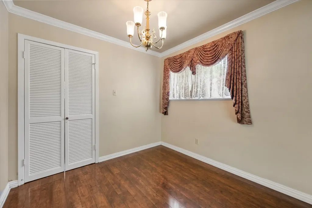 604 Waggoner Drive Arlington TX 76013