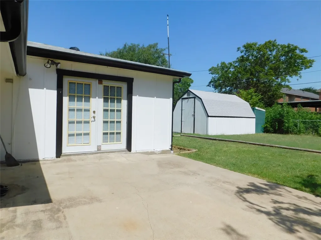 705 Sun Valley Drive Denton TX 76209