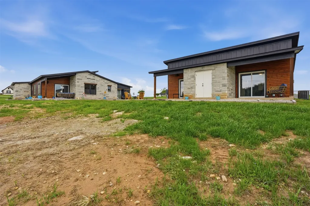 238 Martin Drive Granbury TX 76049