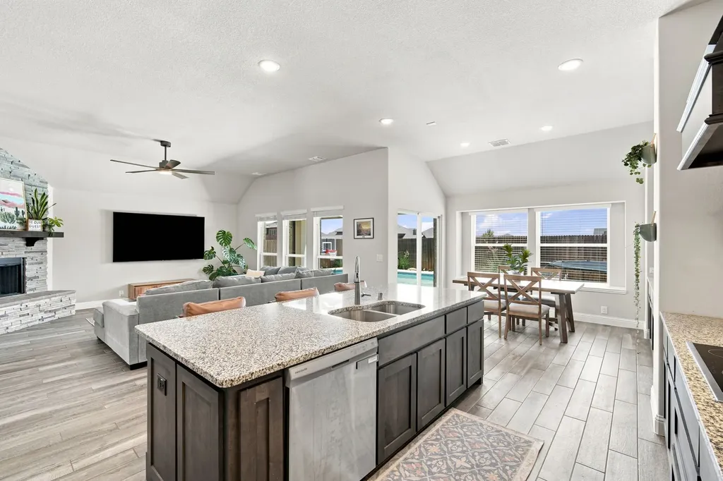 4809 Windfern Way Midlothian TX 76065