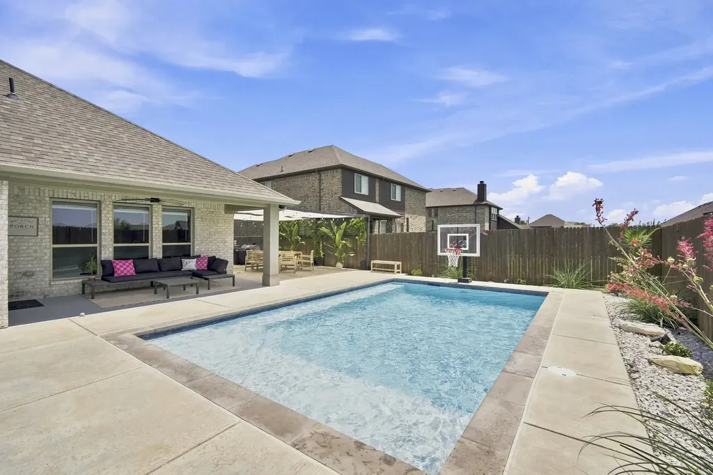 4809 Windfern Way Midlothian TX 76065