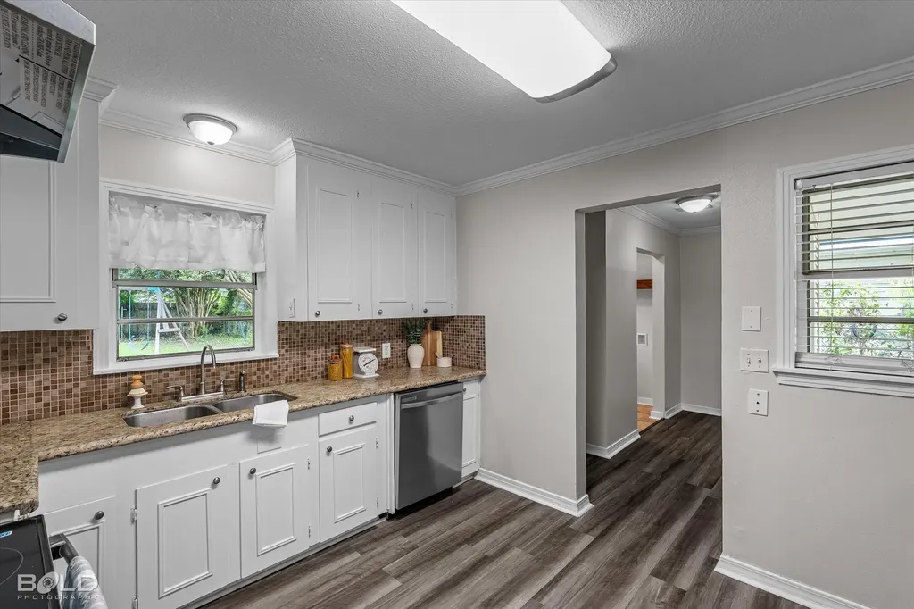 4726 Akard Avenue Shreveport LA 71105
