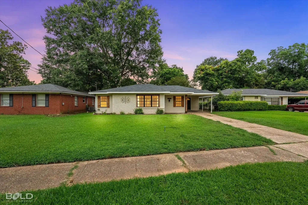 4726 Akard Avenue Shreveport LA 71105