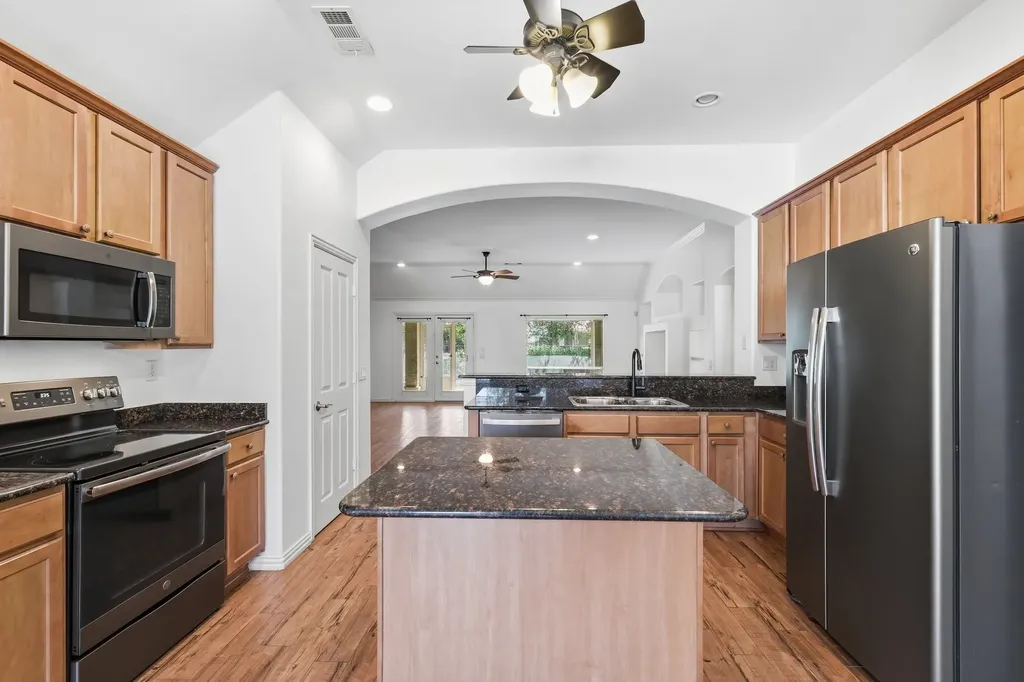 10509 Cascade Drive Denton TX 76207