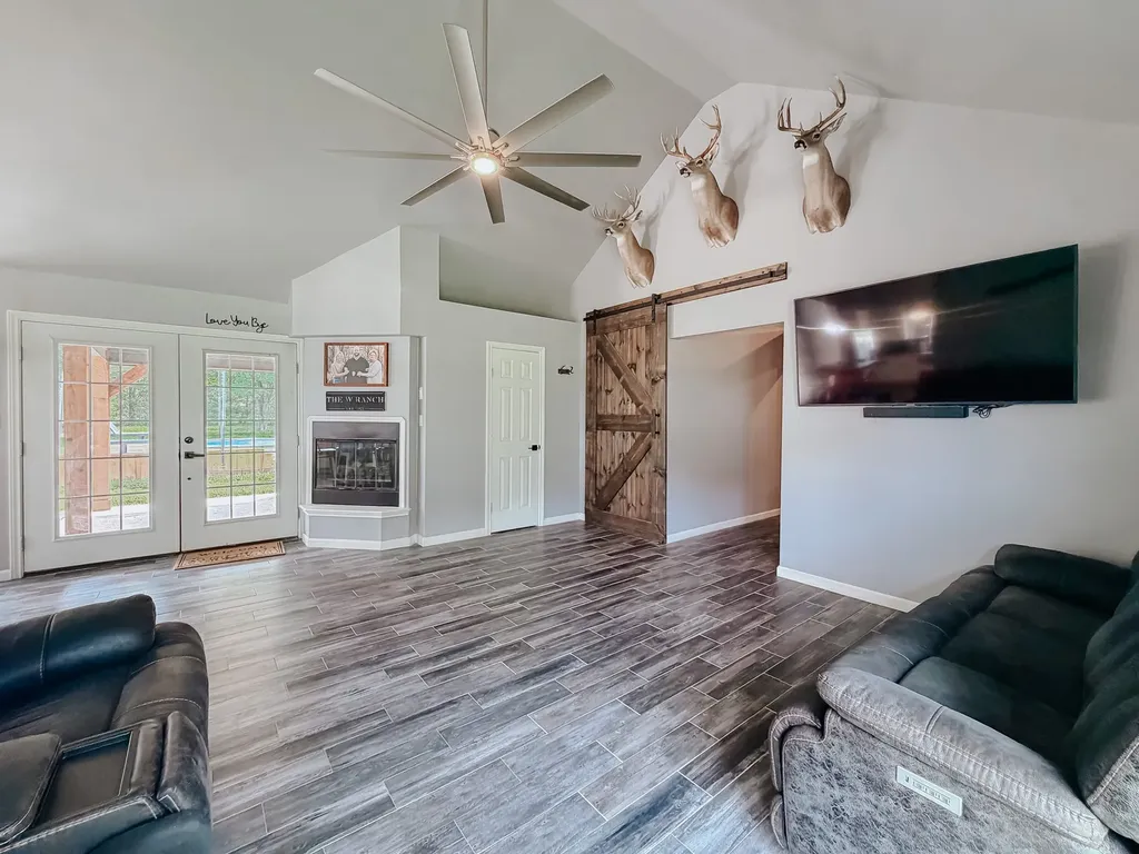 315 County Road 2240 Kerens TX 75144