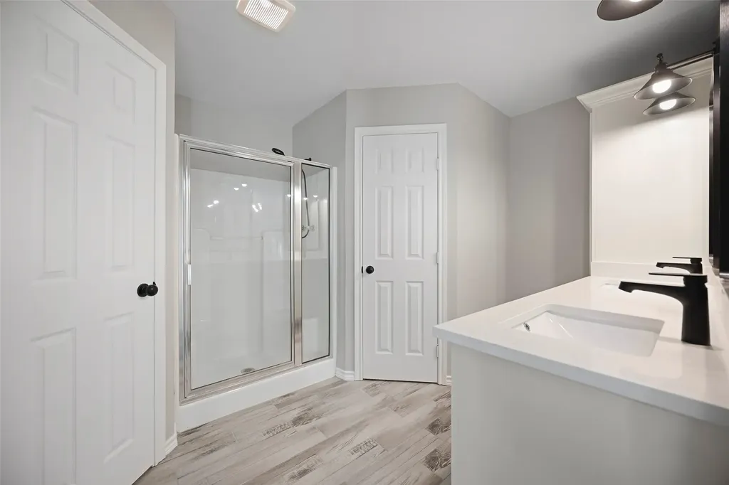 2538 County Road 3127 Greenville TX 75402