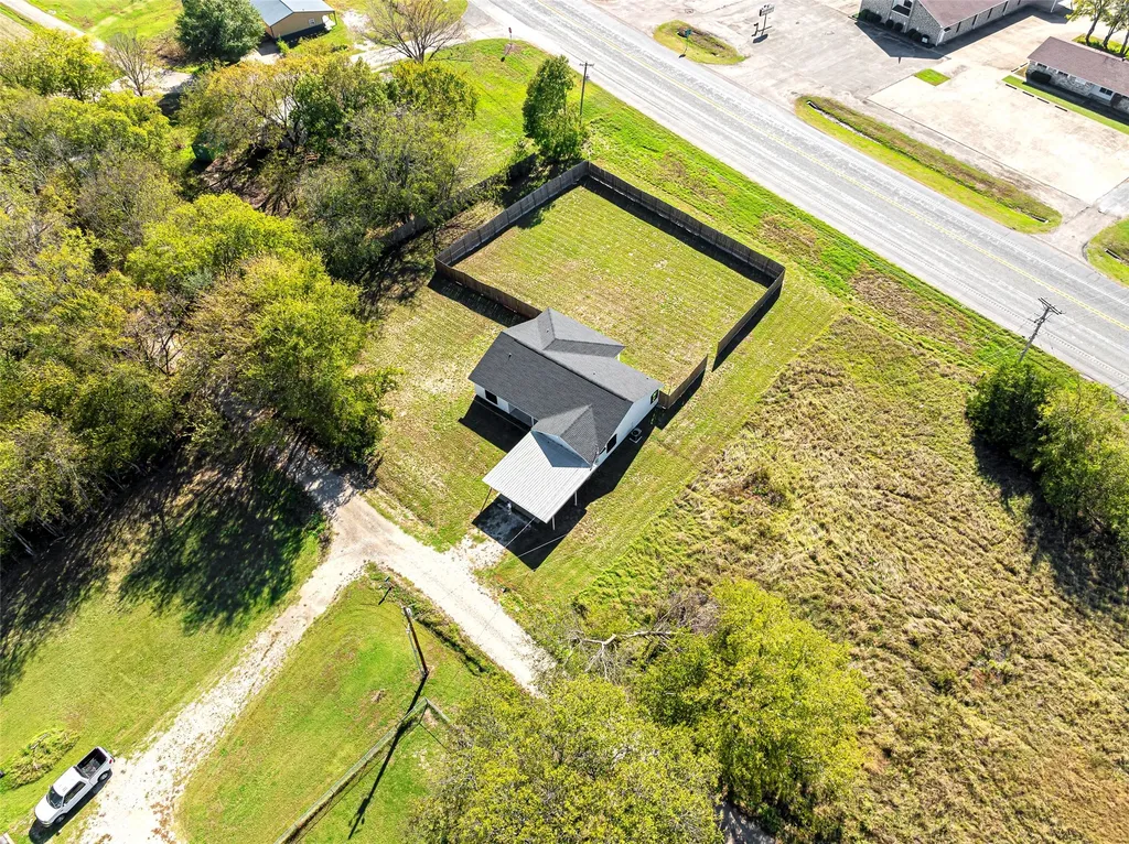 2538 County Road 3127 Greenville TX 75402