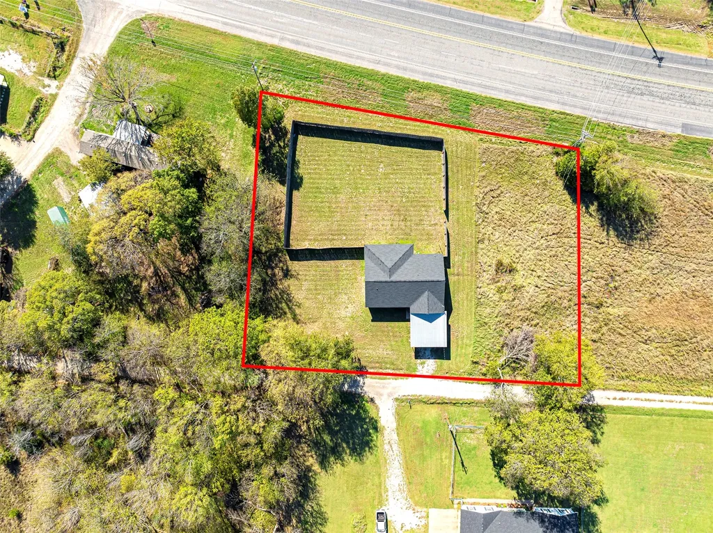 2538 County Road 3127 Greenville TX 75402