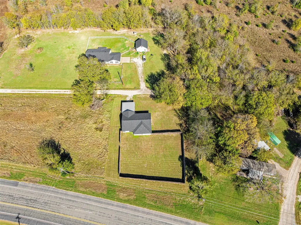 2538 County Road 3127 Greenville TX 75402