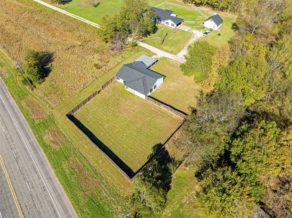 2538 County Road 3127 Greenville TX 75402