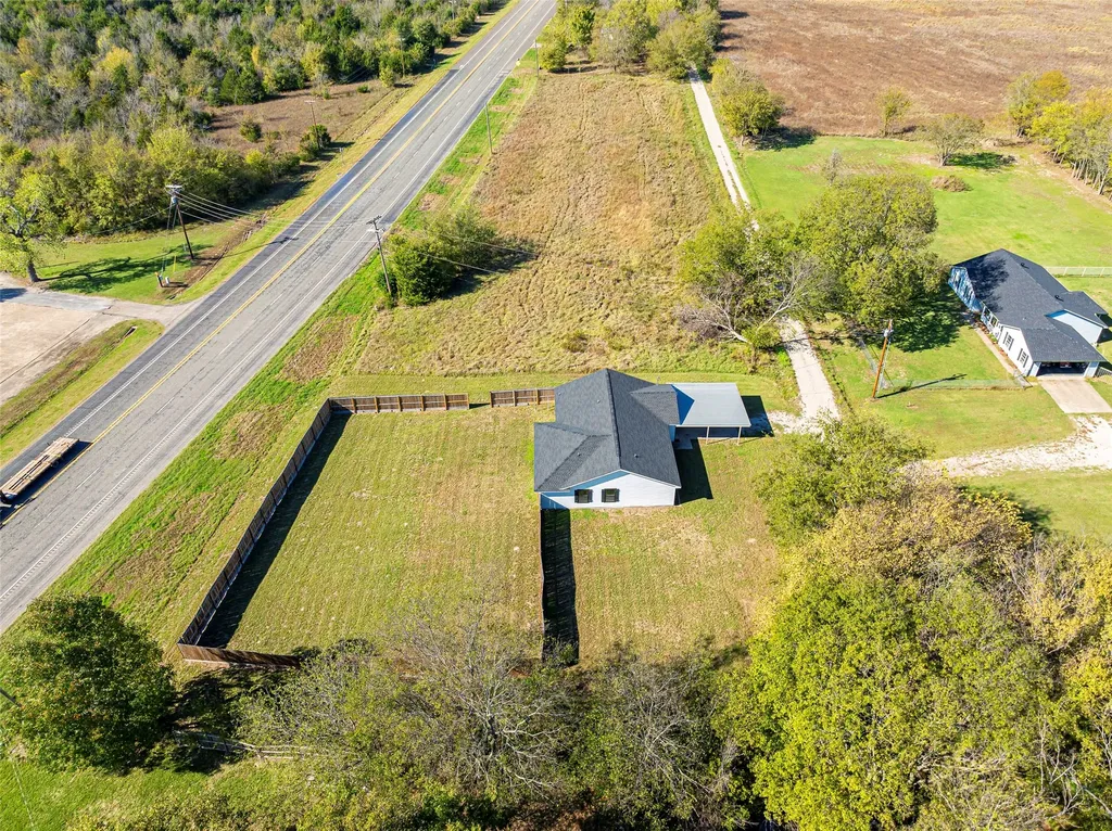 2538 County Road 3127 Greenville TX 75402