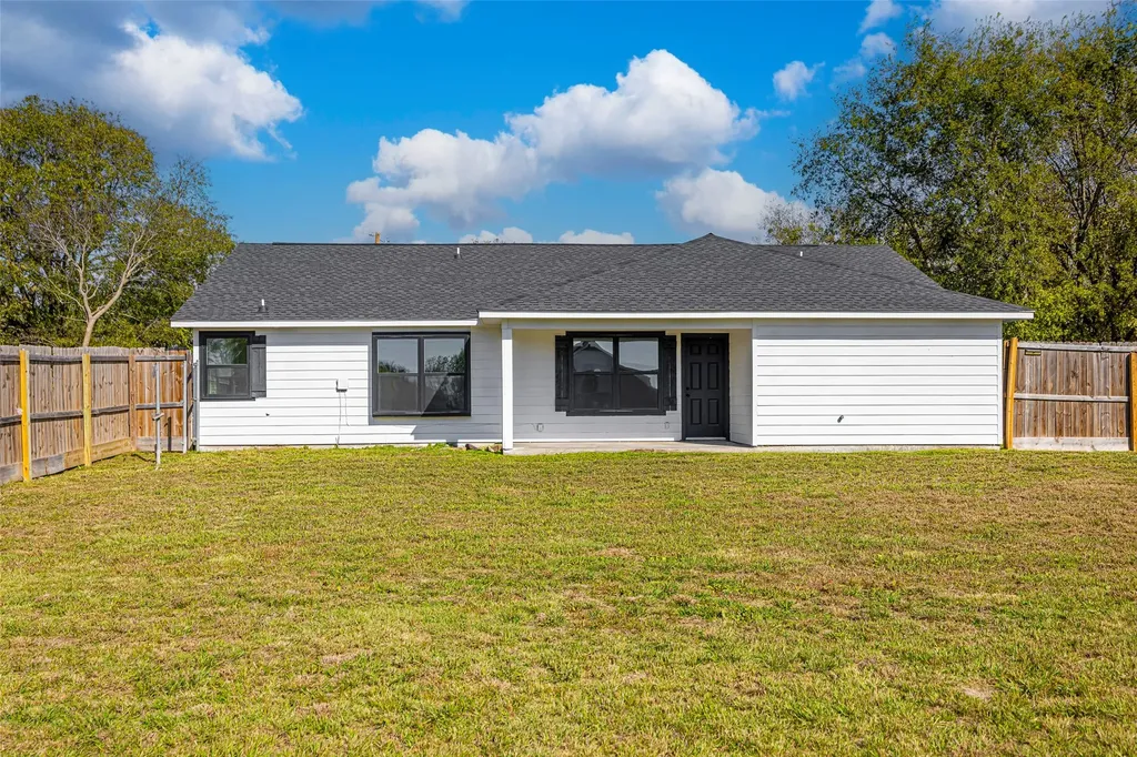 2538 County Road 3127 Greenville TX 75402