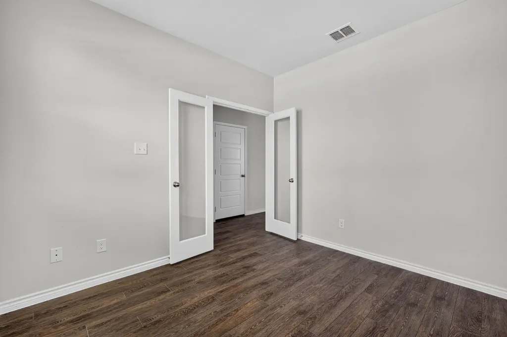 123 Honey Bee Drive Cleburne TX 76031