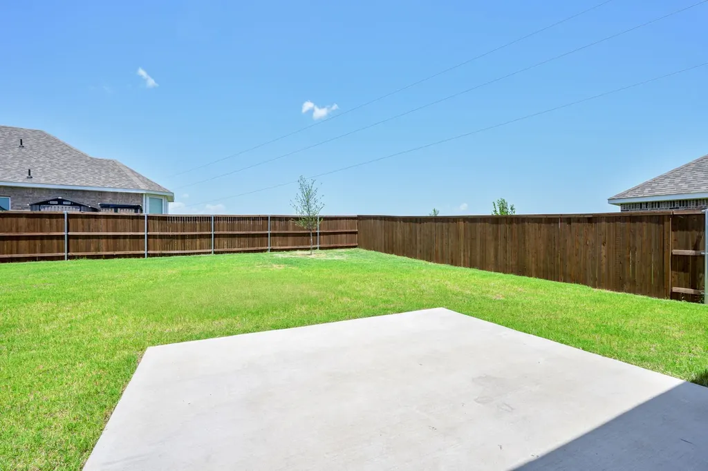 123 Honey Bee Drive Cleburne TX 76031
