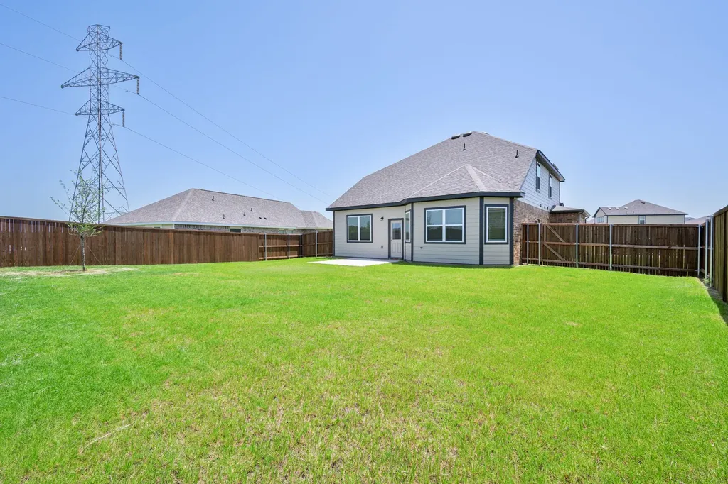 123 Honey Bee Drive Cleburne TX 76031
