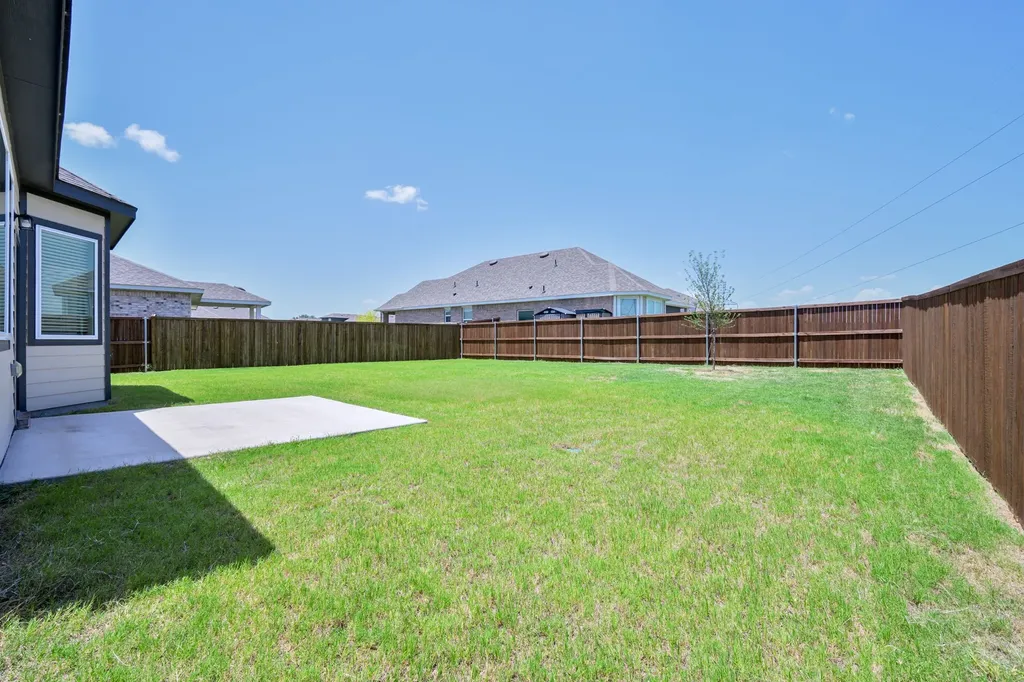 123 Honey Bee Drive Cleburne TX 76031