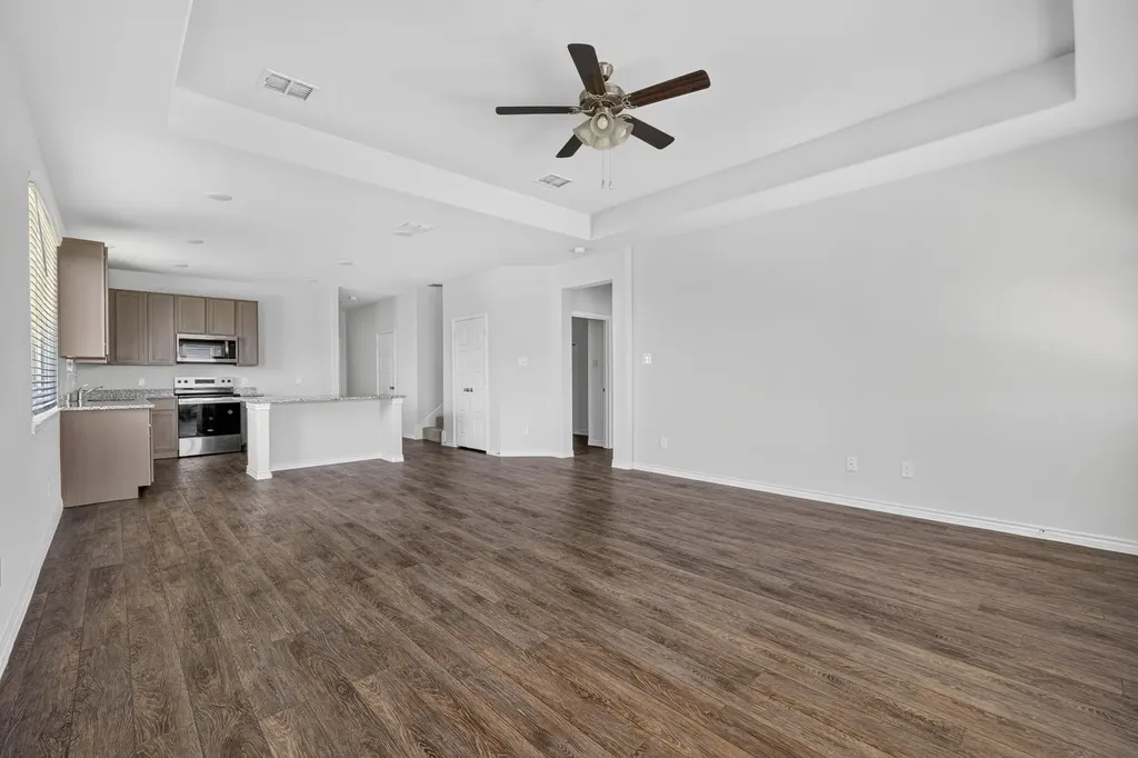 123 Honey Bee Drive Cleburne TX 76031