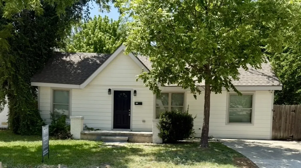 2816 Gordon Avenue Fort Worth TX 76110