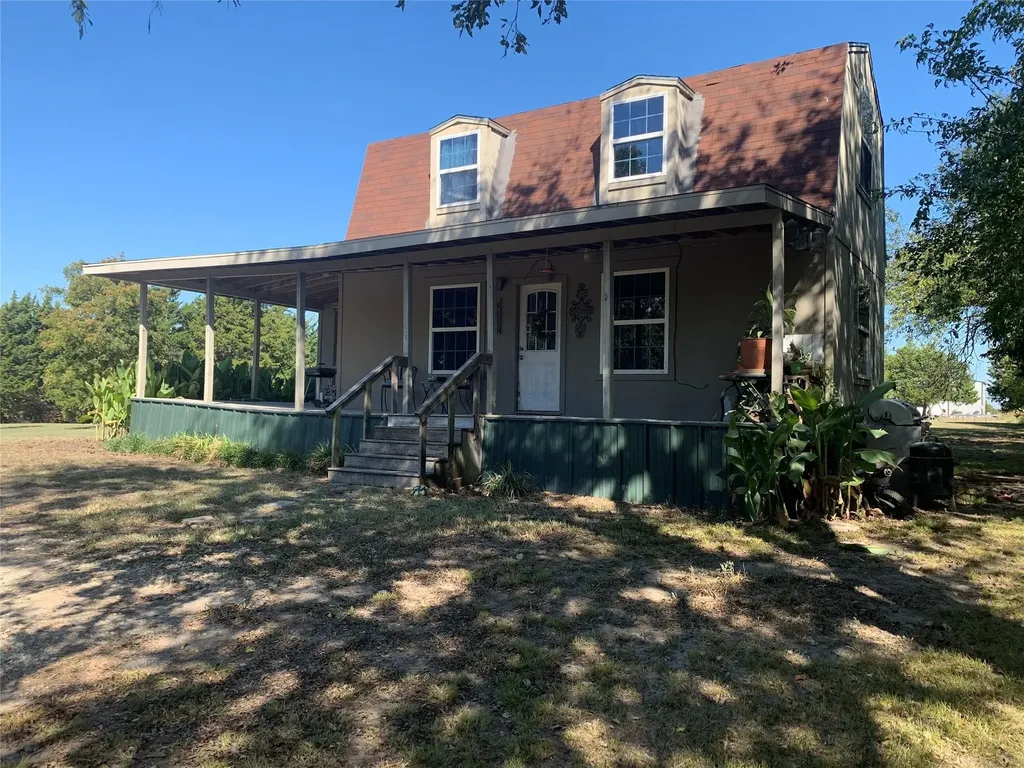 4126 County Road 4111 Campbell TX 75422