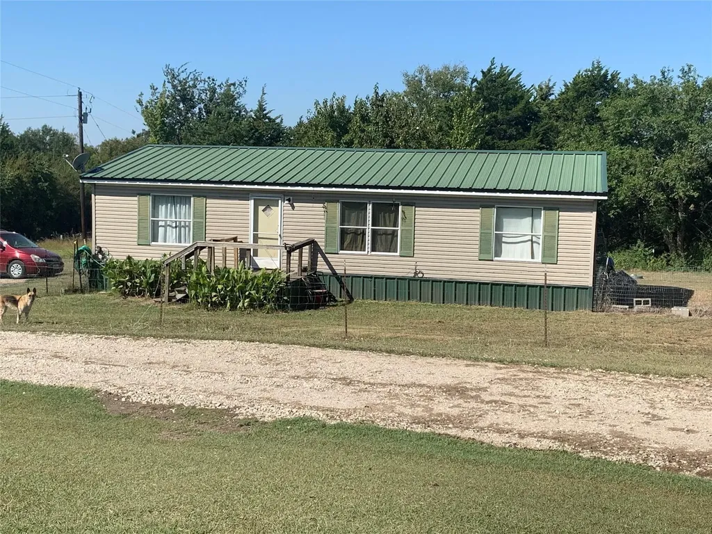 4126 County Road 4111 Campbell TX 75422