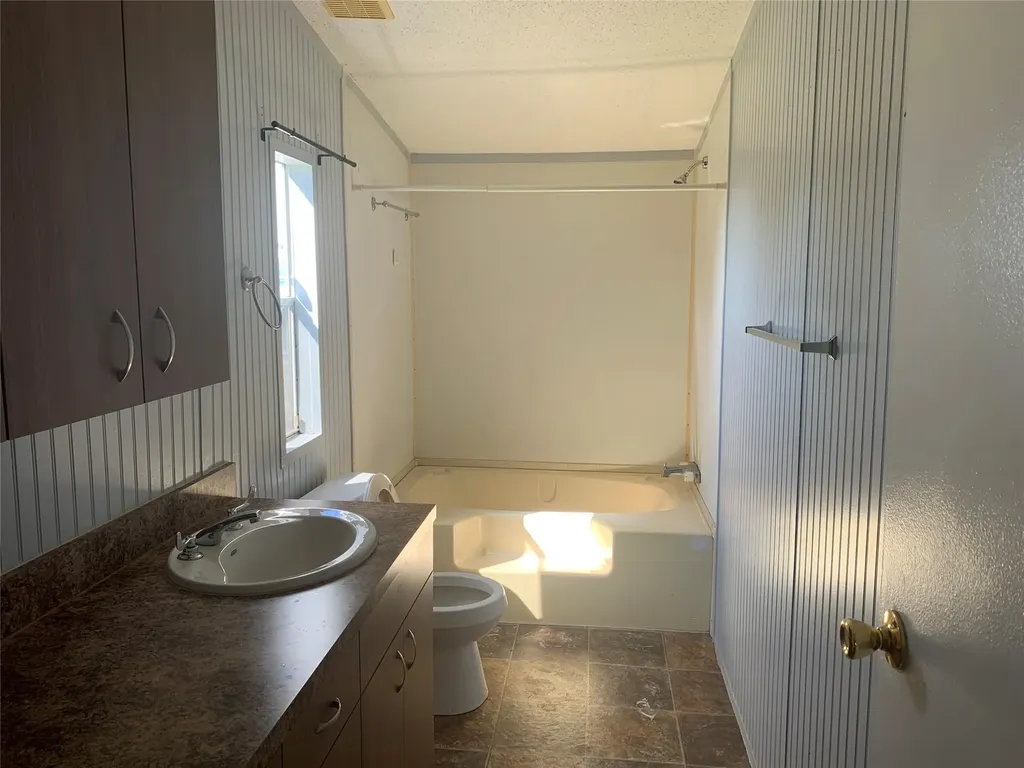4126 County Road 4111 Campbell TX 75422