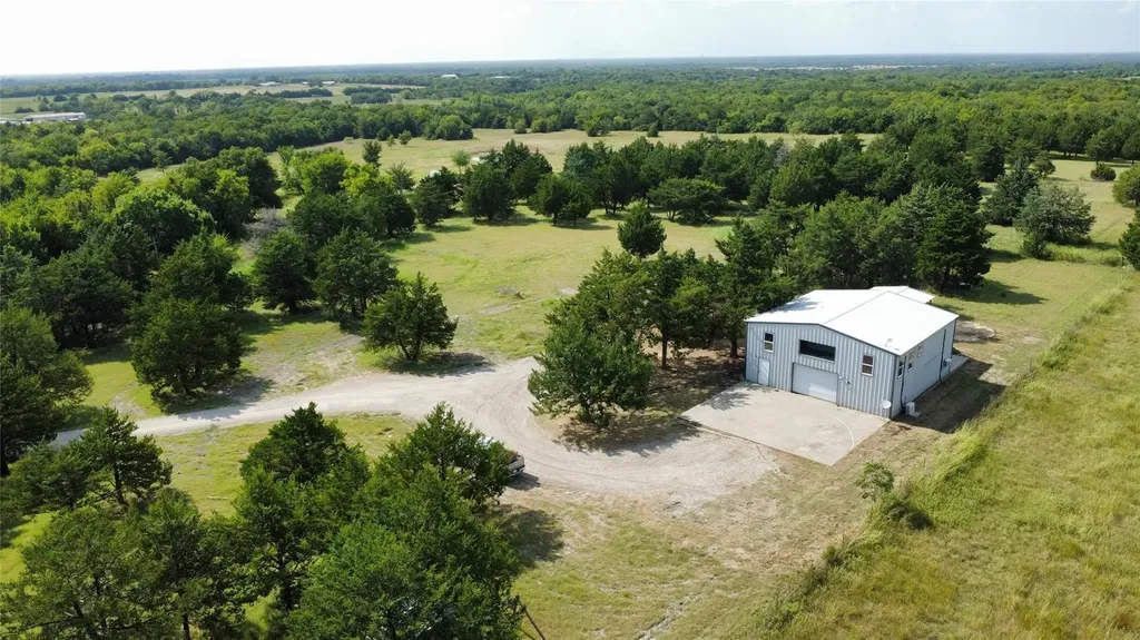 4126 County Road 4111 Campbell TX 75422