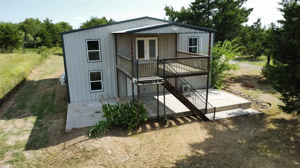 4126 County Road 4111 Campbell TX 75422
