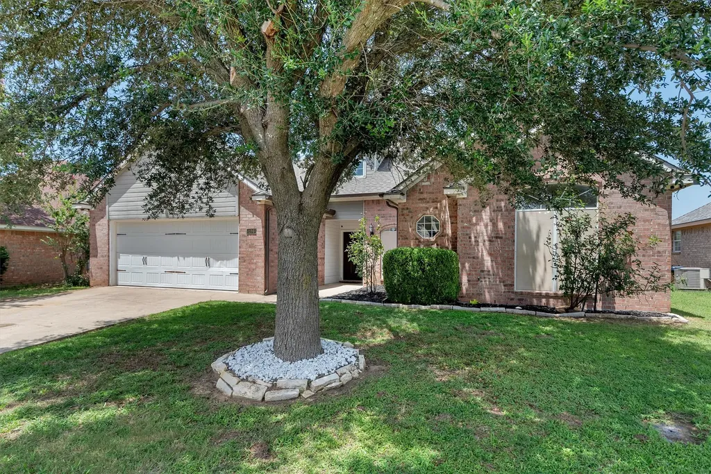 106 Country View Circle Pottsboro TX 75076