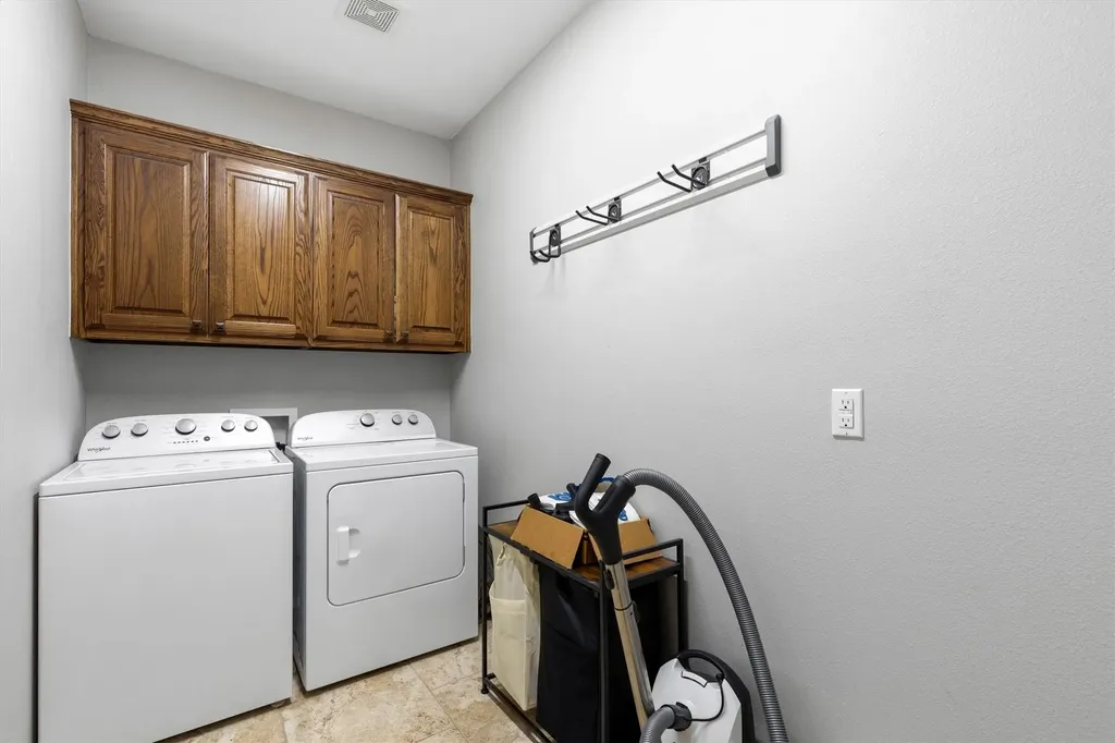 429 Collin Street Nevada TX 75173