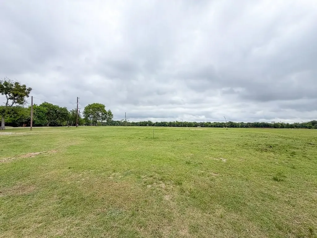 3111 Fm 2737 Lone Oak TX 75453