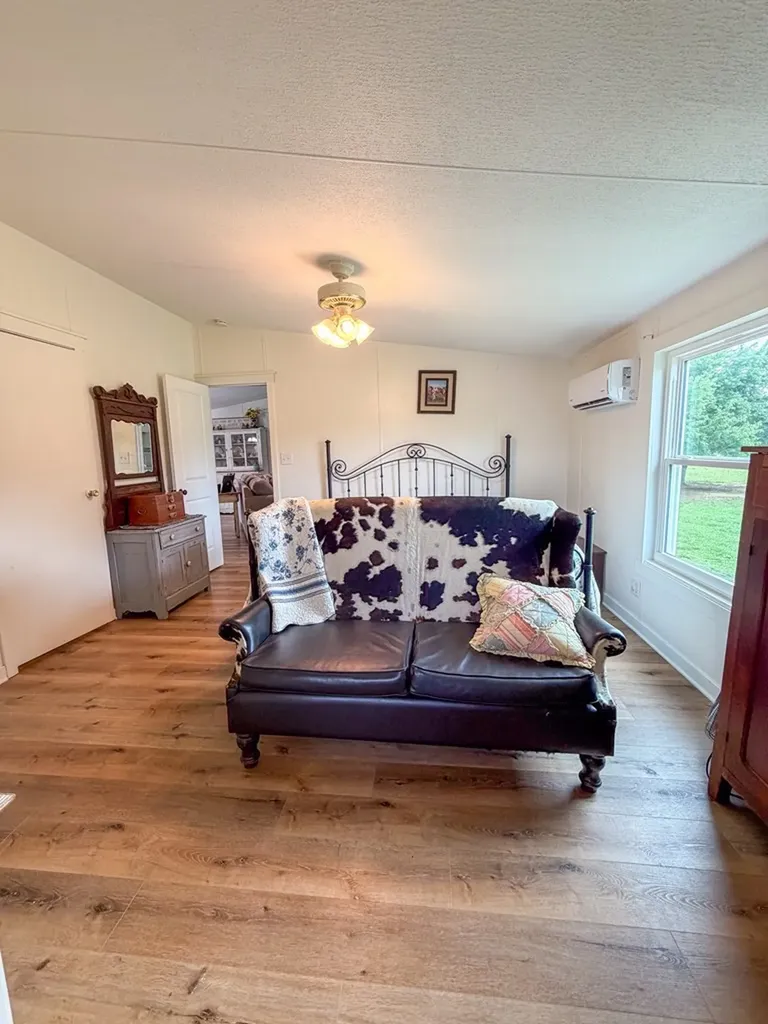 3111 Fm 2737 Lone Oak TX 75453