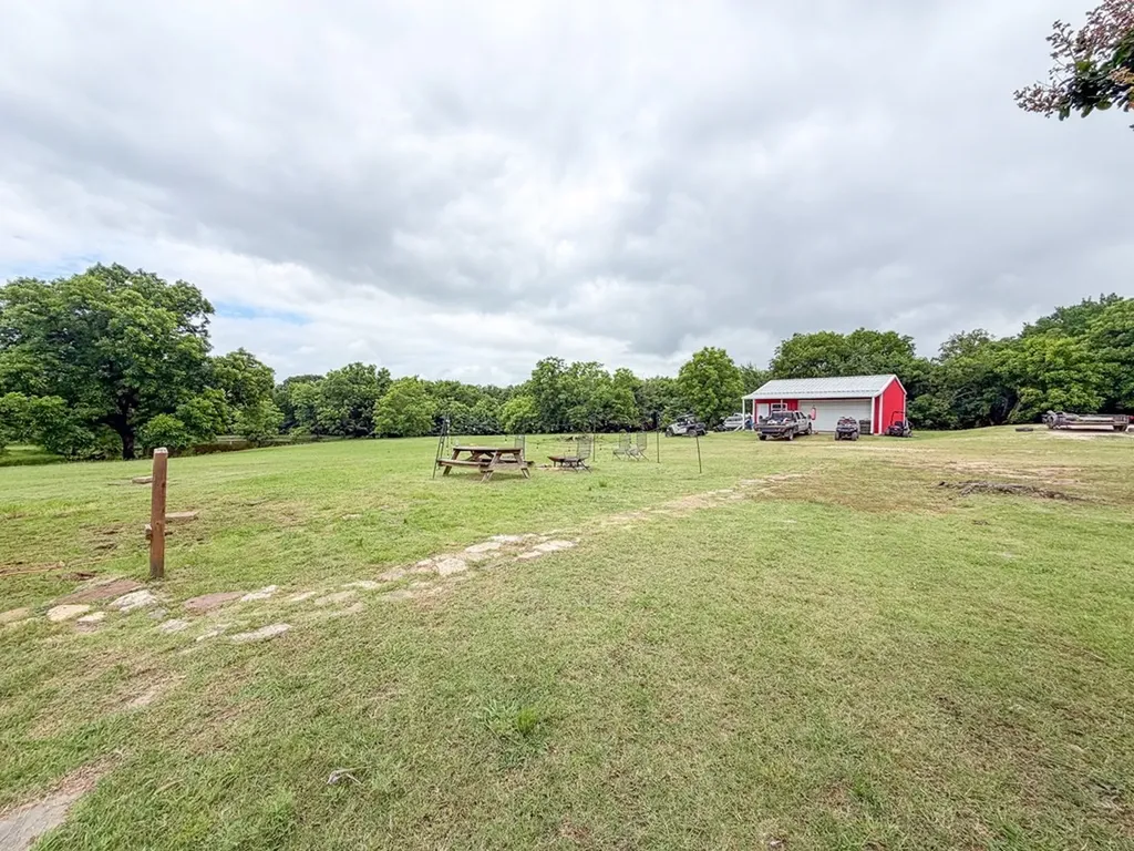 3111 Fm 2737 Lone Oak TX 75453