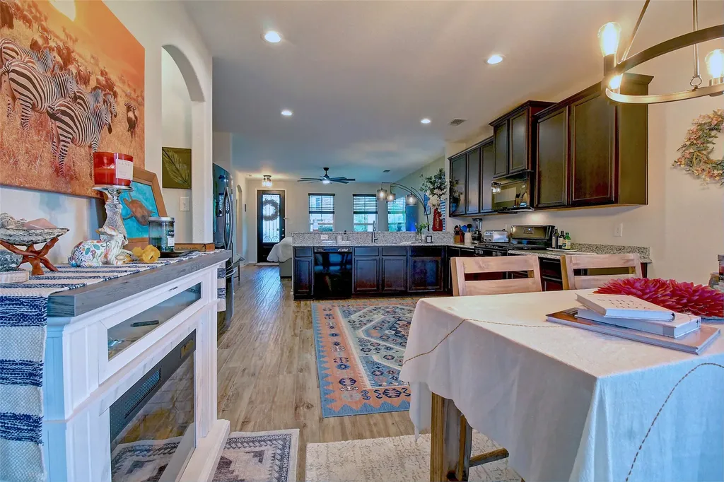 1409 Ellis Lane Aubrey TX 76227