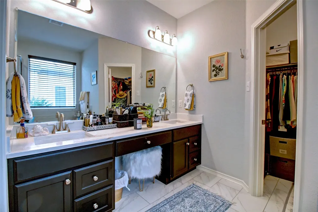 1409 Ellis Lane Aubrey TX 76227