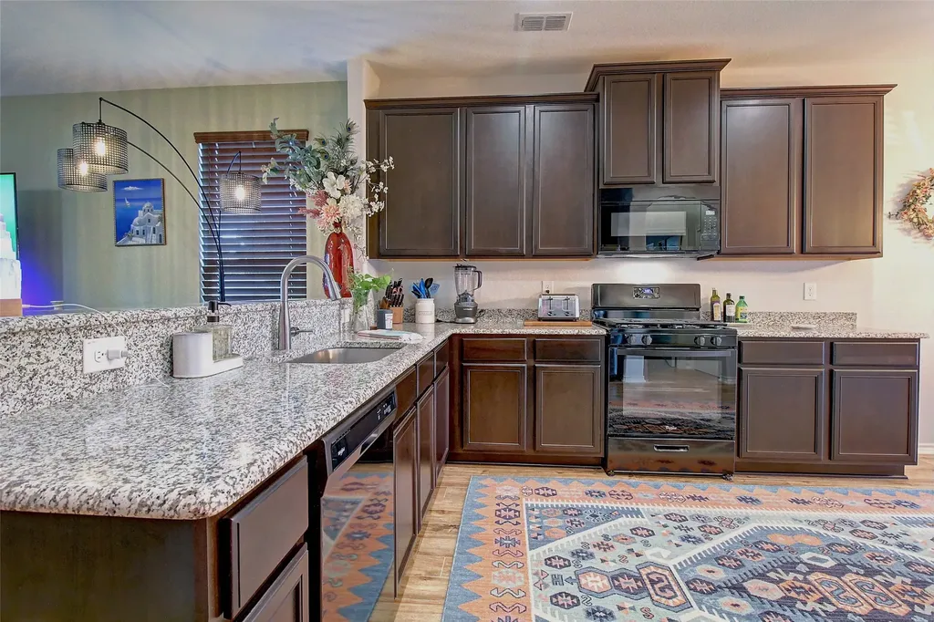 1409 Ellis Lane Aubrey TX 76227