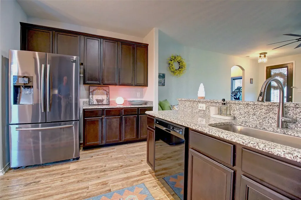 1409 Ellis Lane Aubrey TX 76227
