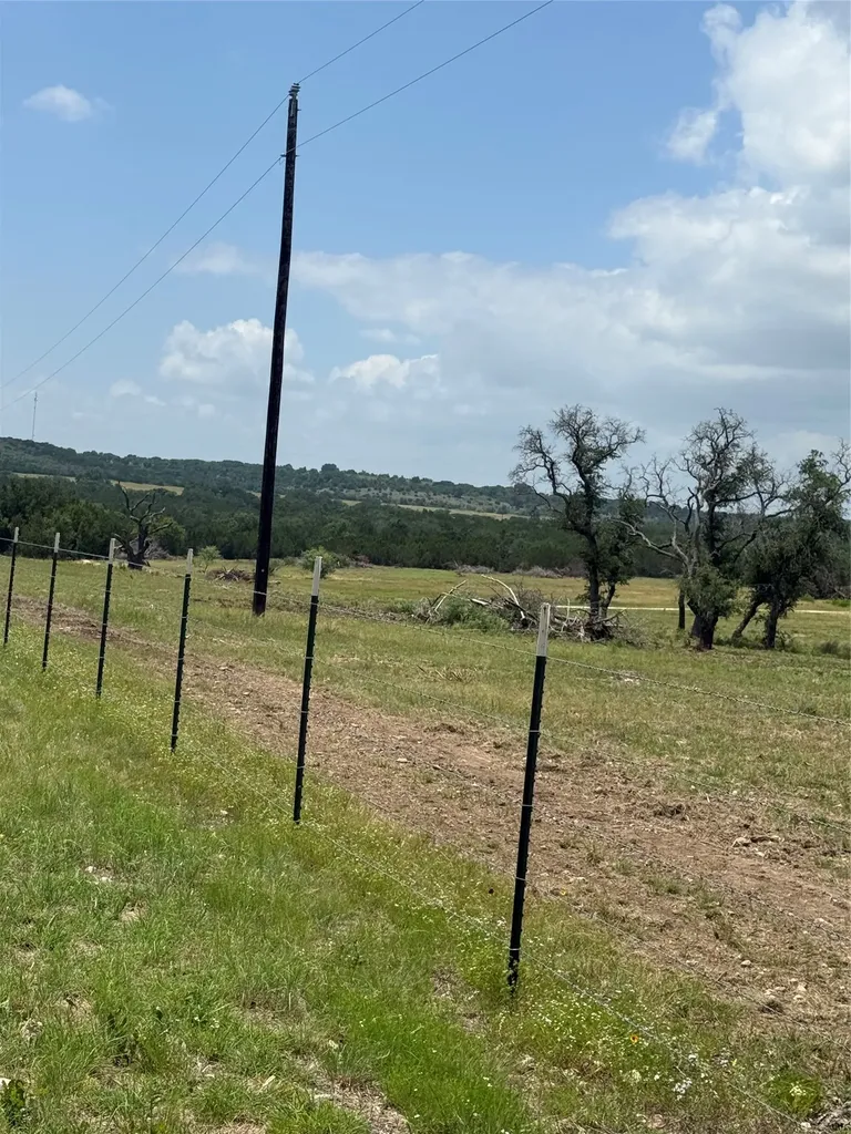 3905 Fm 2942 Lometa TX 76853