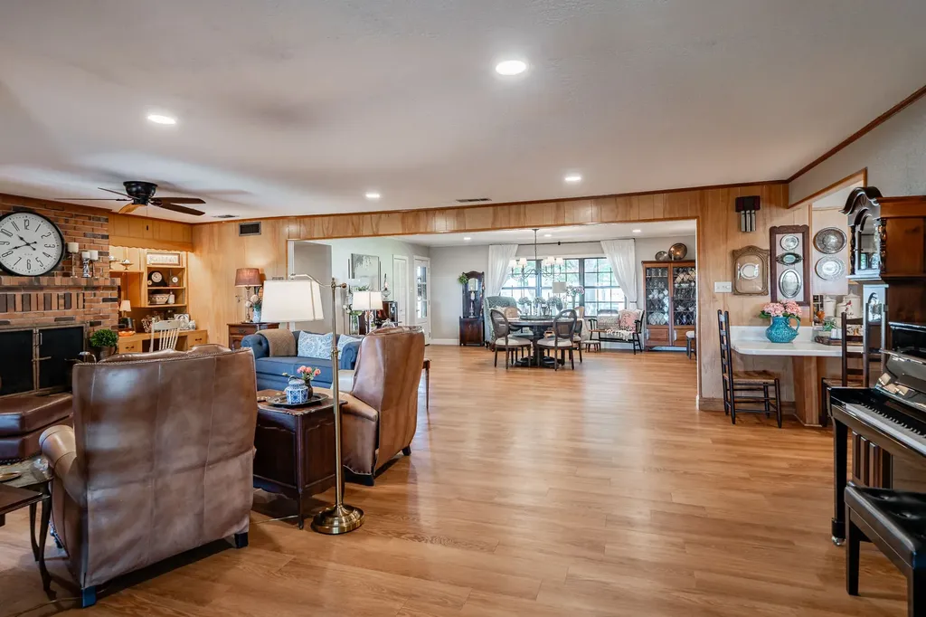 195 County Road 205 Haskell TX 79521