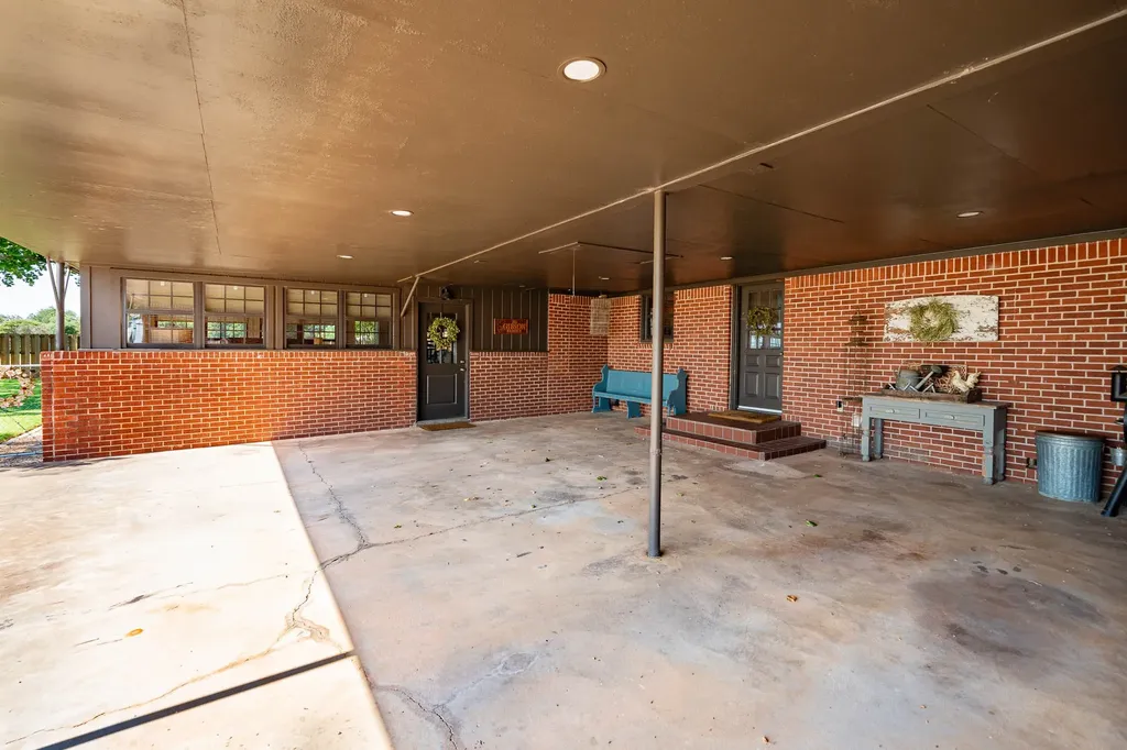 195 County Road 205 Haskell TX 79521