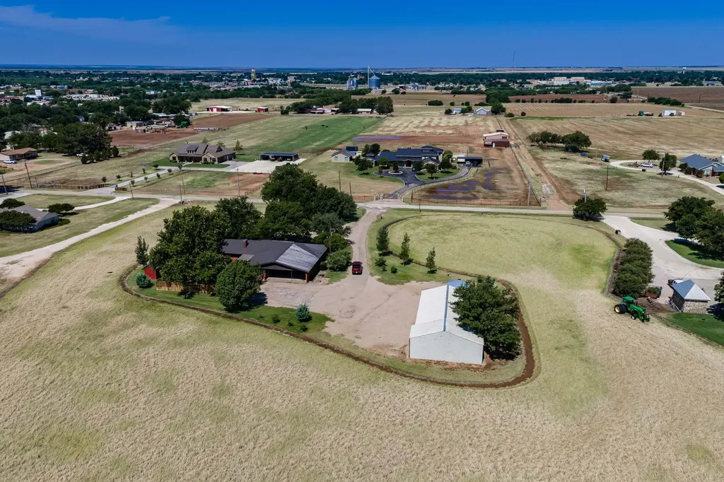 195 County Road 205 Haskell TX 79521