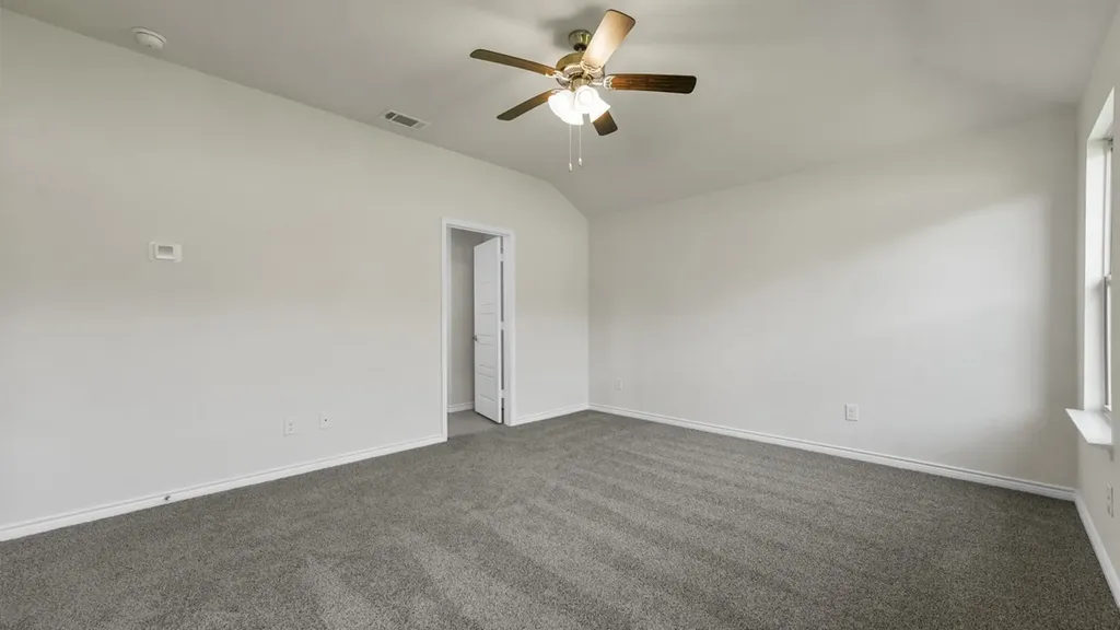 656 Lakepointe Boulevard Lavon TX 75166