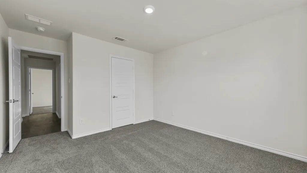 656 Lakepointe Boulevard Lavon TX 75166
