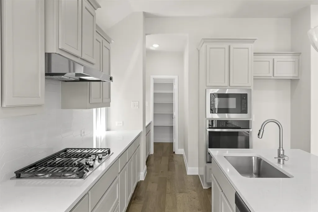 2012 Sesaro Drive Aubrey TX 76227