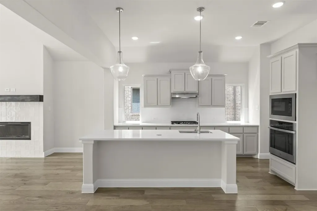 2012 Sesaro Drive Aubrey TX 76227