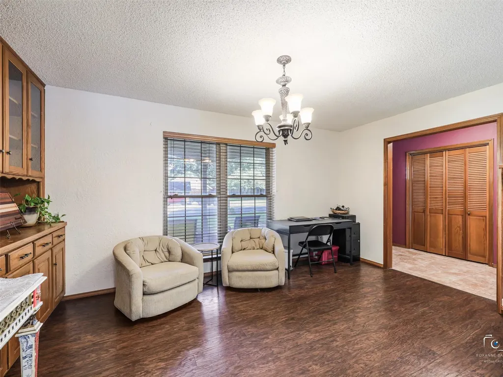 6404 Suncrest Court North Richland Hills TX 76180