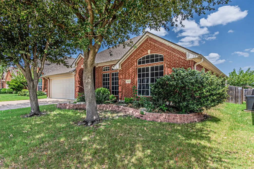 10132 Red Bluff Lane Fort Worth TX 76177