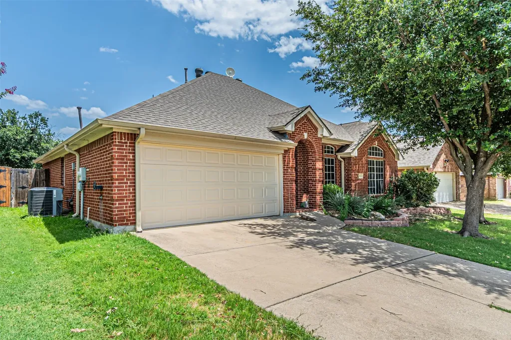 10132 Red Bluff Lane Fort Worth TX 76177