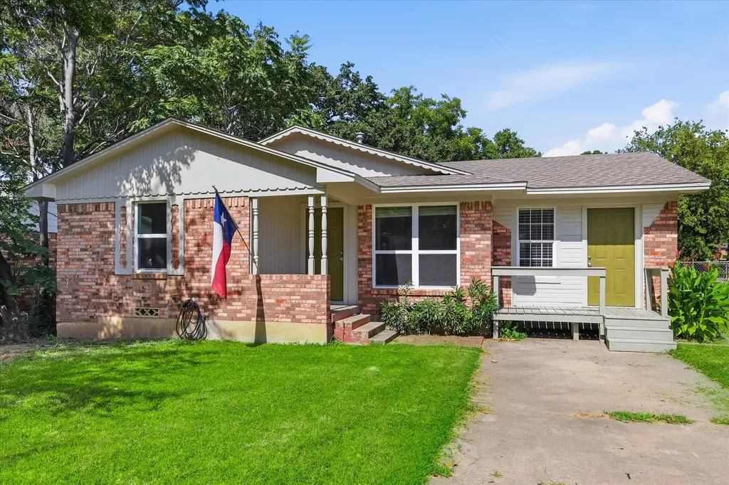 2017 Shawnee Street Denton TX 76209