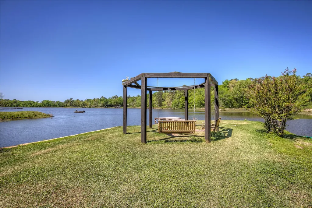 1462 Private Road 8692 Winnsboro TX 75494