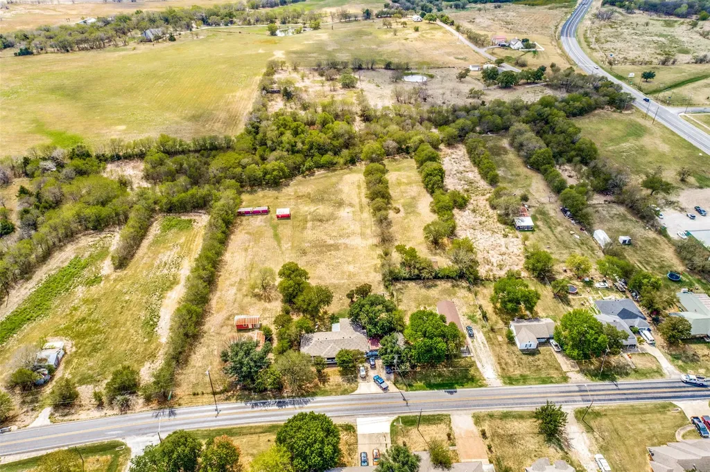 115 E Main Street Gunter TX 75058